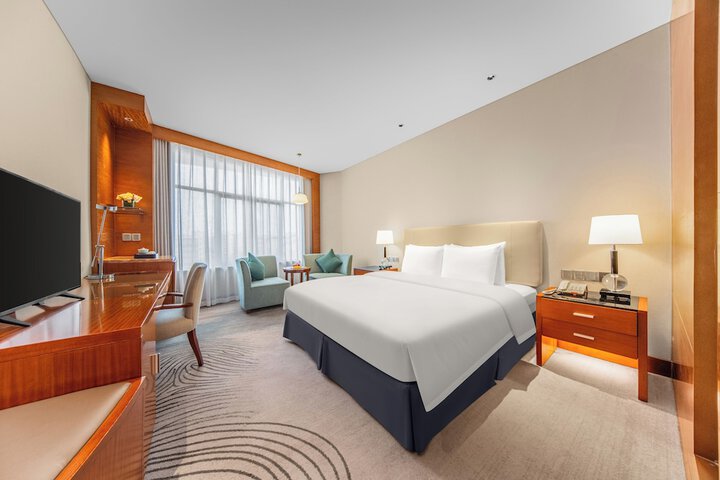 Room 28 of 170