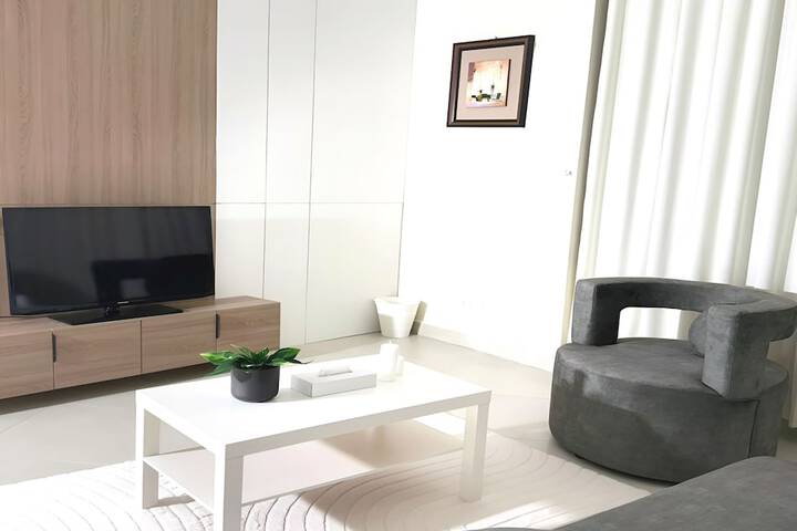 Room 32 of 64