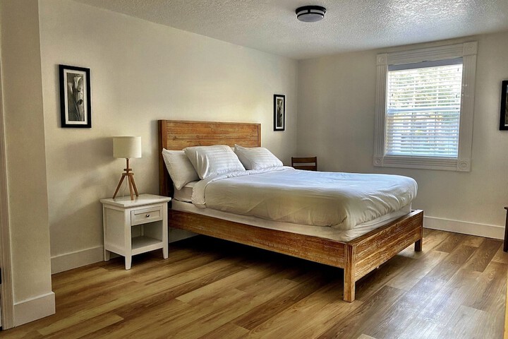 Room 5 of 155