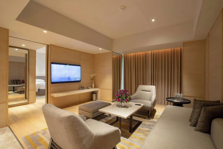 Room 31 of 53