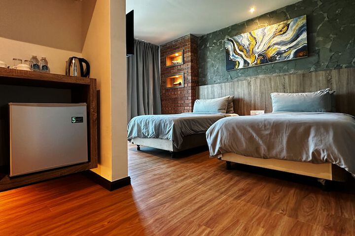 Room 70 of 120