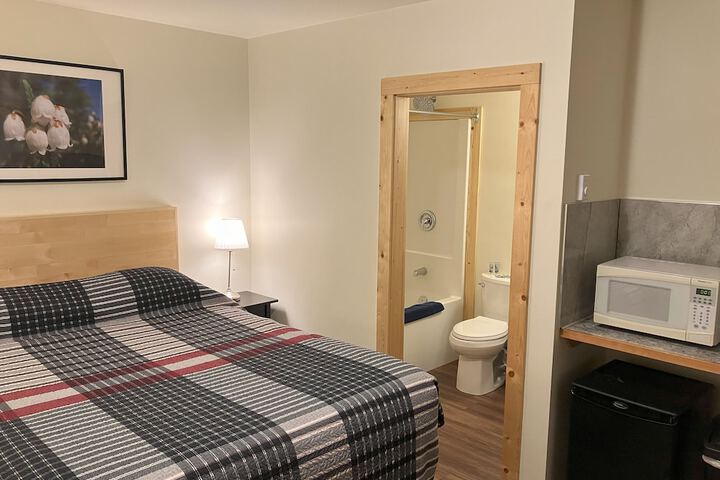 Room 2 of 19