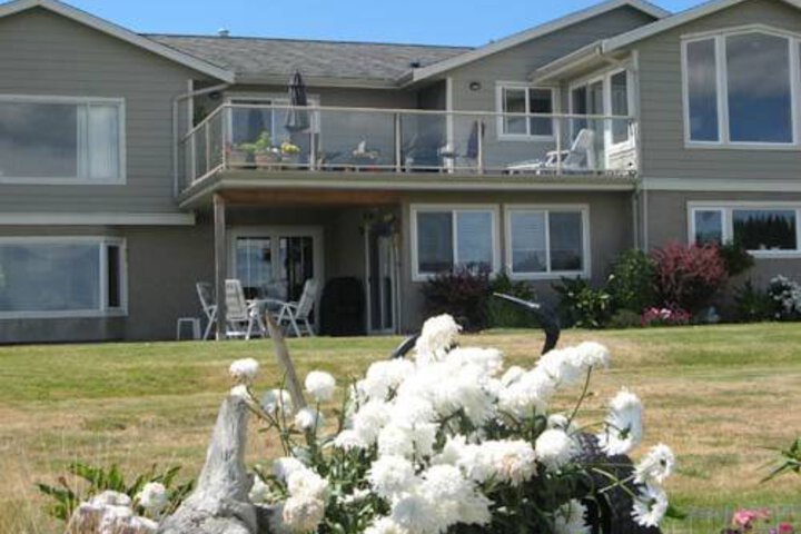 Royal Roads Oceanfront