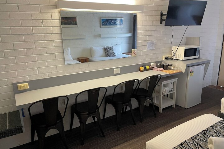 Room 10 of 70