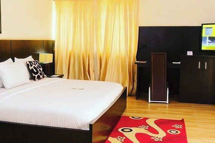 Room 6 of 29