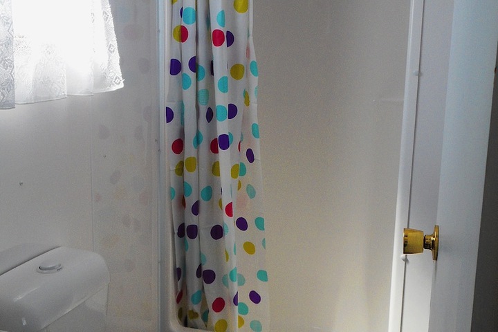 Room 3 of 28