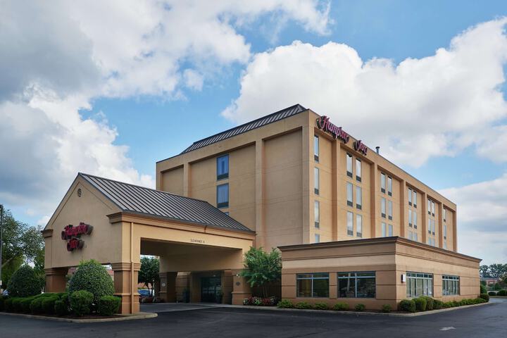 hotels in newport news va pet friendly