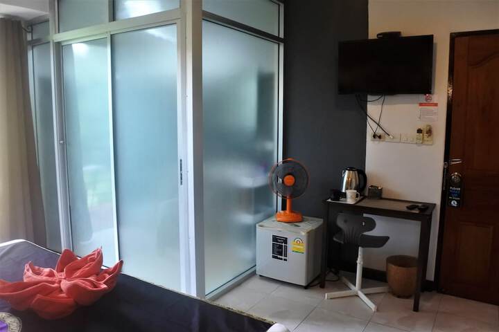 Room 62 of 92