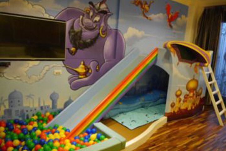Room 15 of 57