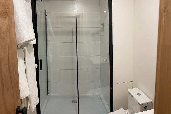 Room 5 of 7