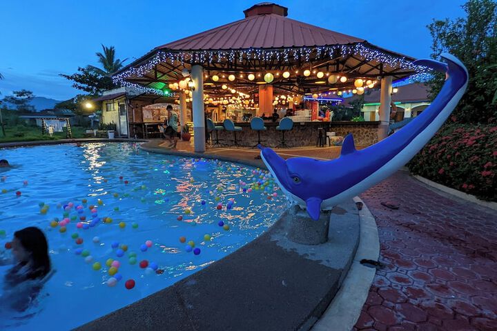 Pool 89 of 199