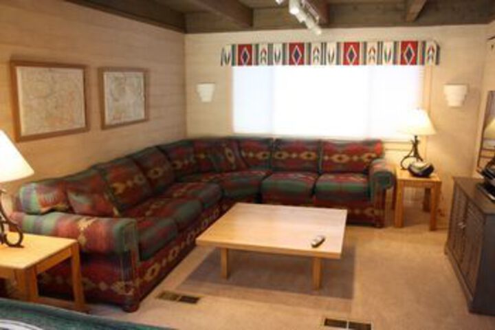 Room 9 of 9