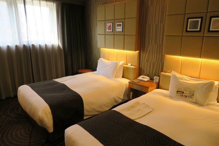 Room 8 of 47