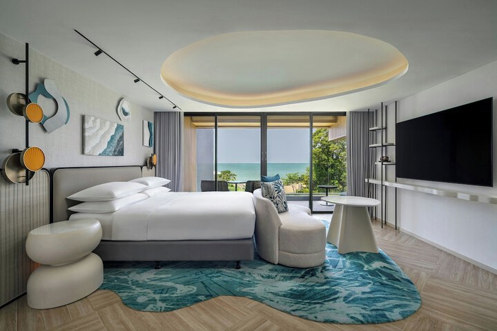 Room 33 of 101