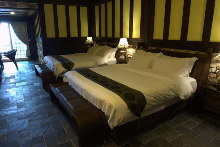 Room 14 of 31