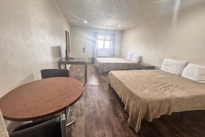 Room 14 of 35