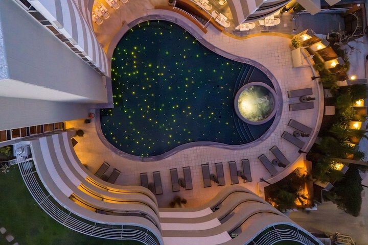 Pool 49 of 100