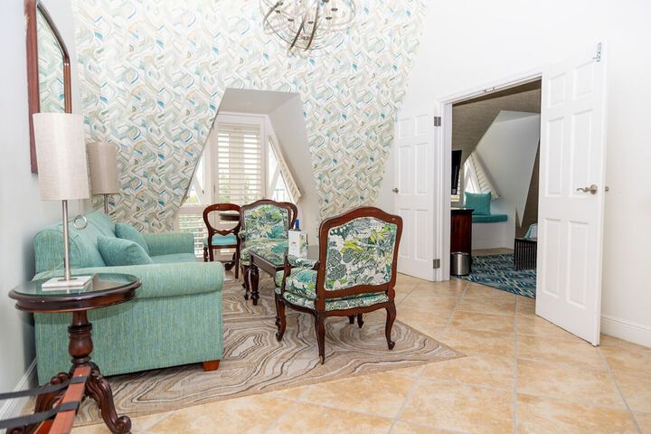 Room 48 of 145