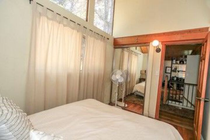 Room 22 of 60