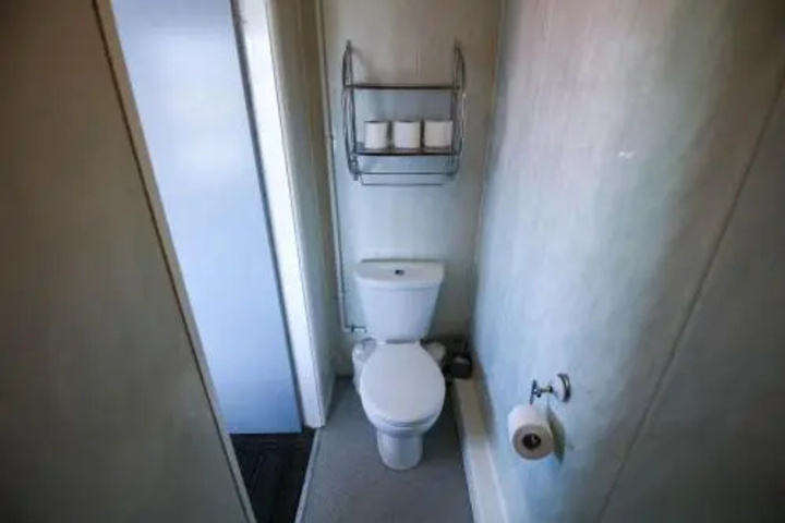 Room 7 of 15