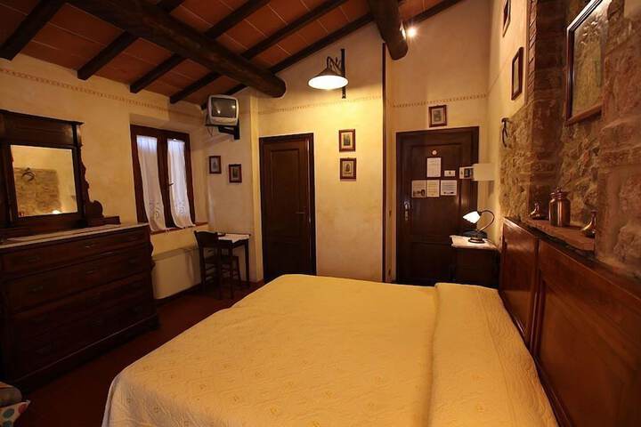 Room 15 of 58