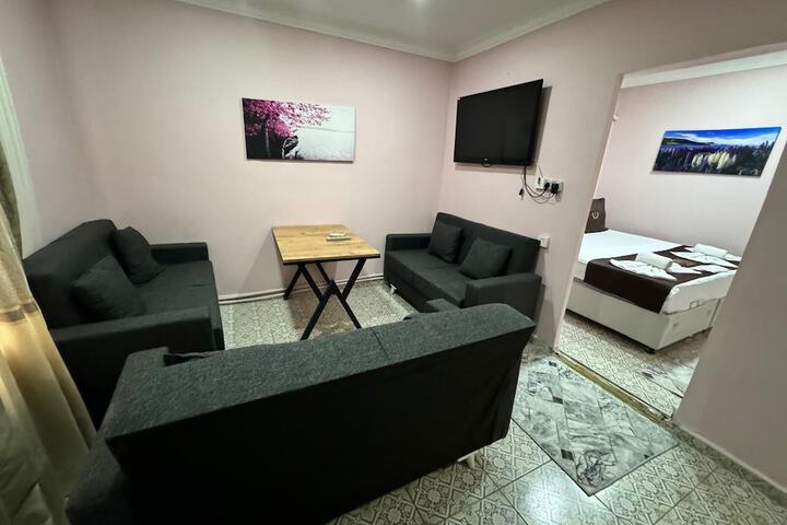 Room 75 of 83