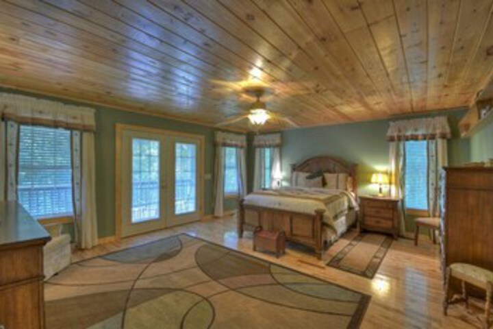 Room 26 of 26