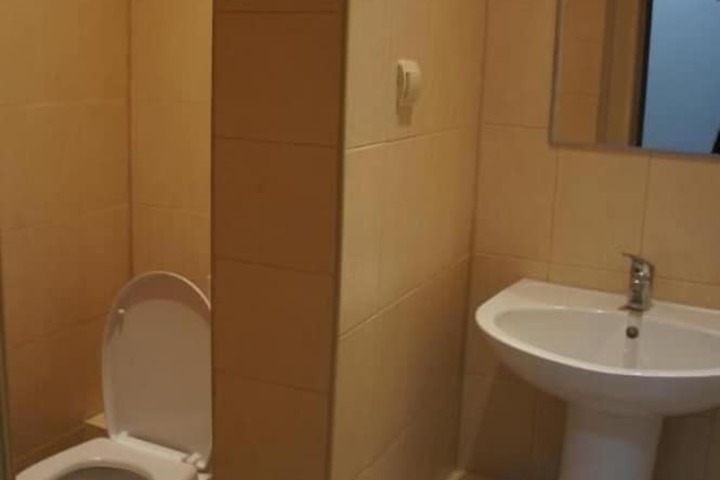 Room 6 of 26