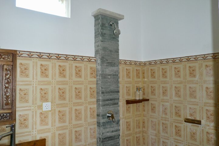 Room 45 of 119