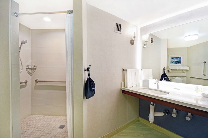 Bathroom shower