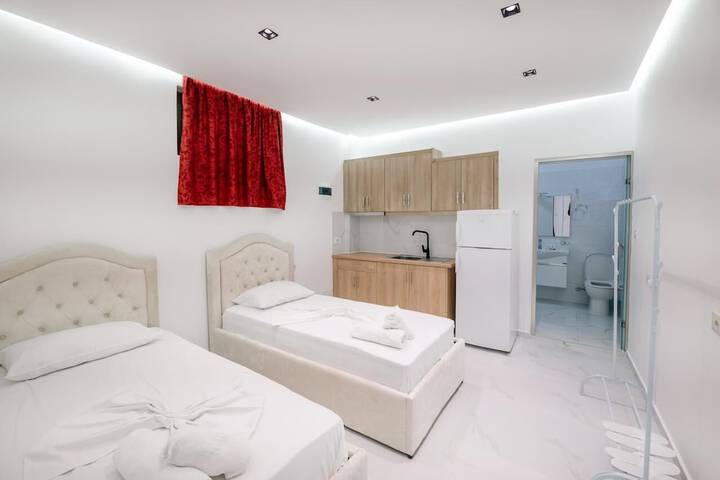 Room 8 of 55