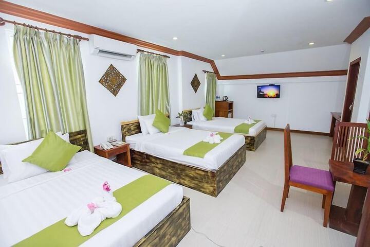 Room 3 of 17