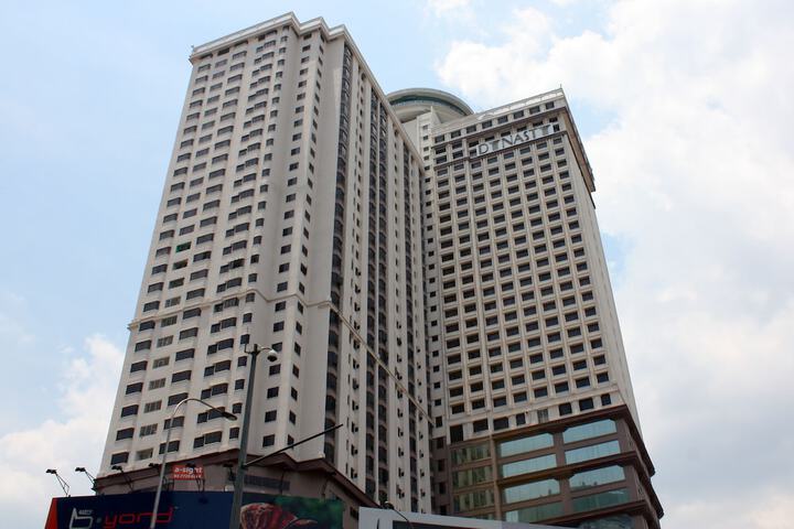 Hotel Entry