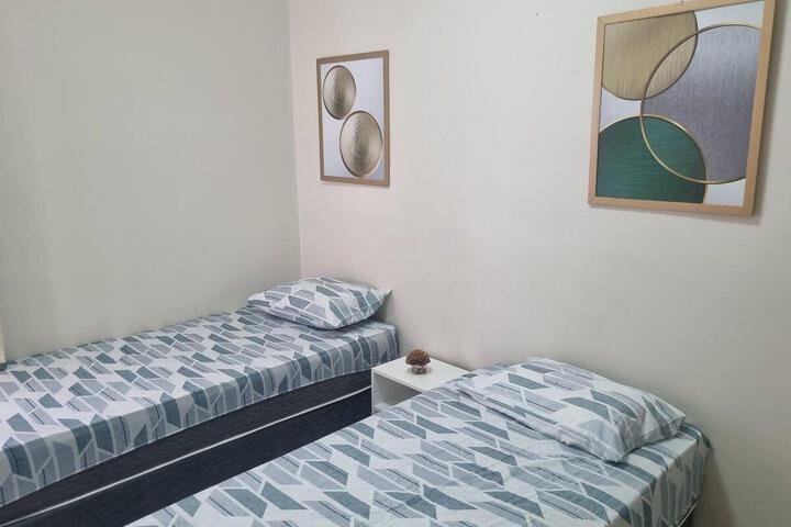 Room 7 of 30