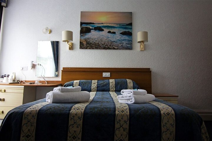 Room 8 of 41