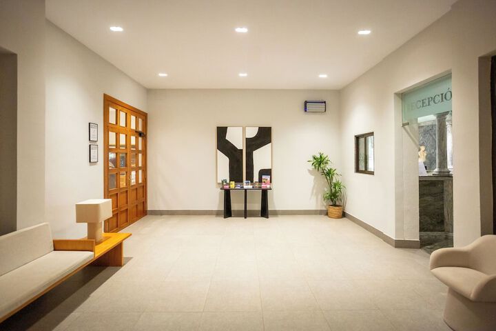 Hotel 37 of 40