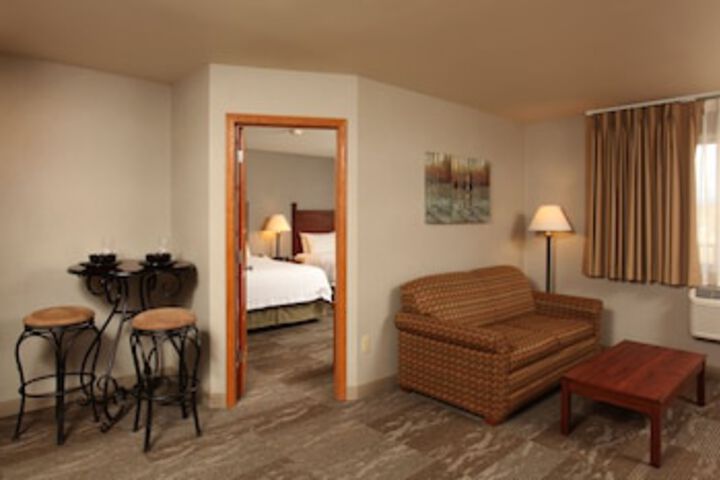 Room 85 of 261