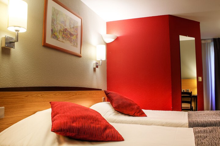 Hôtel Inn Design Restaurant Bourges in Bourges