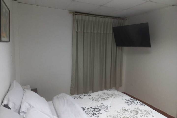 Room 6 of 23