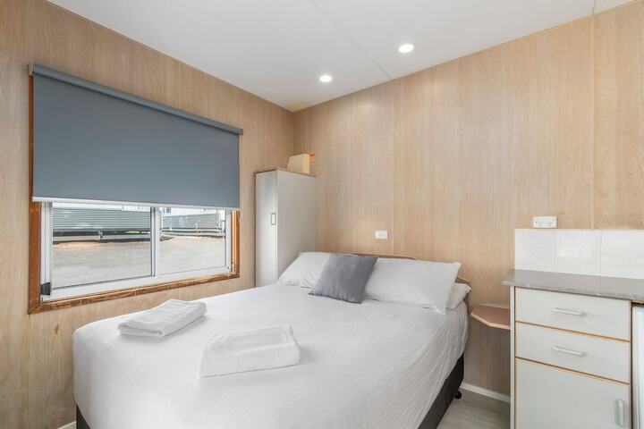 Room 20 of 96