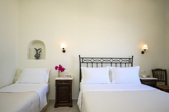 Room 21 of 47