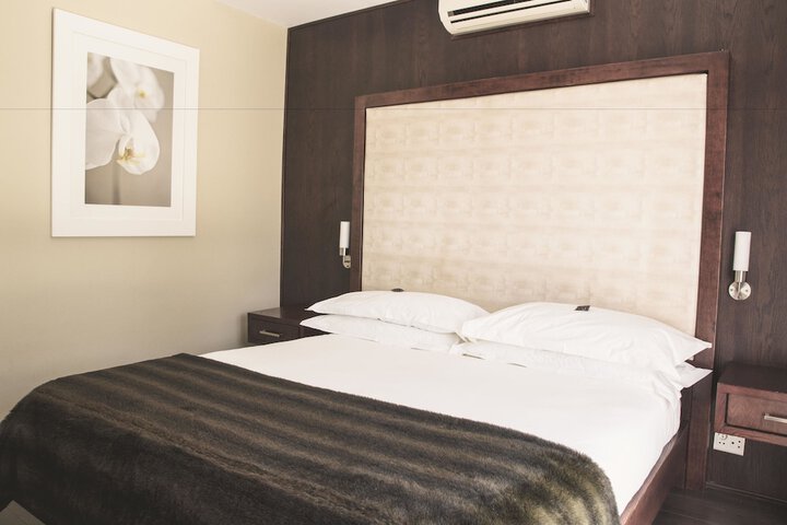 Room 12 of 67