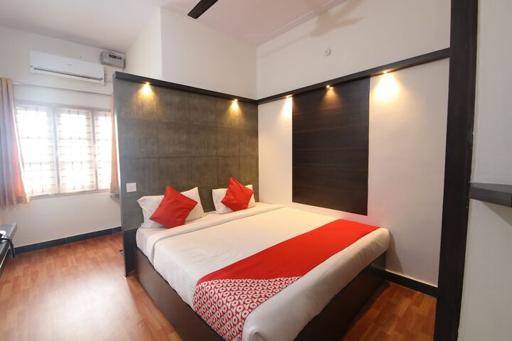 Room 8 of 23