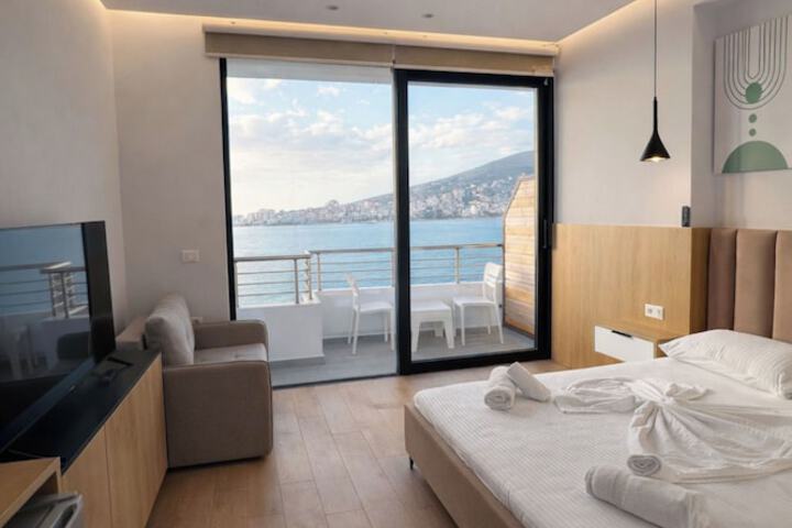 Room 20 of 73