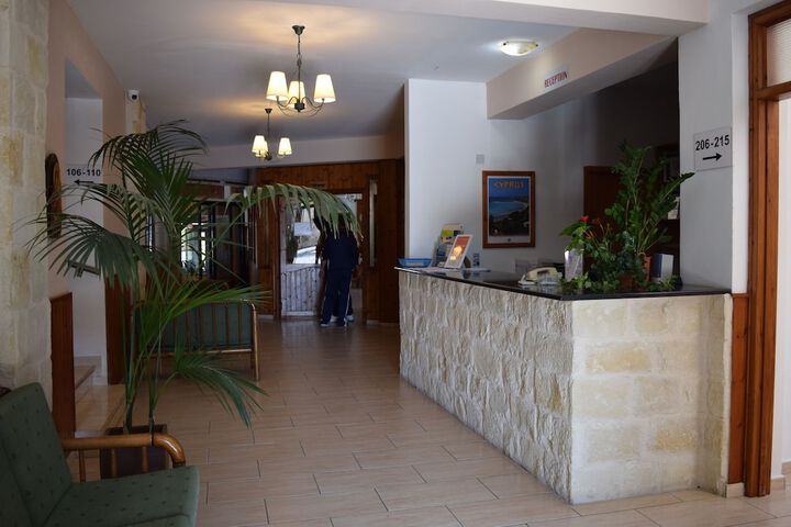 Hotel Interior 6 of 91