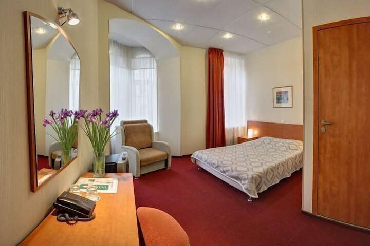 Room 38 of 64