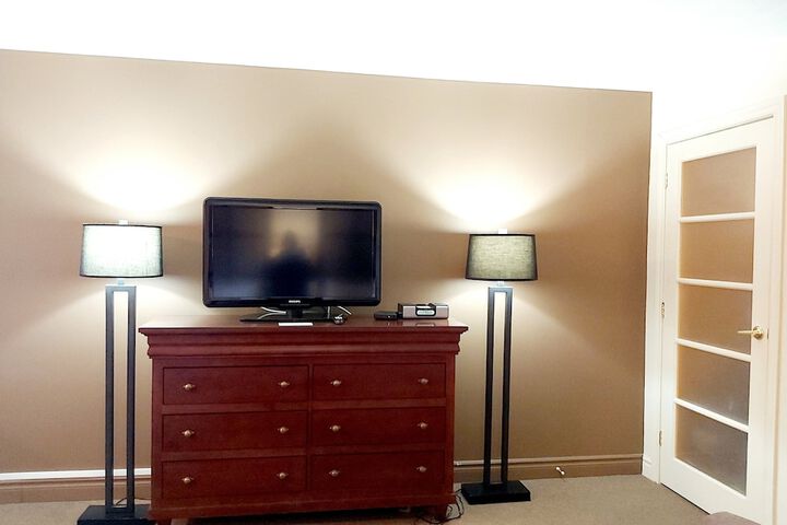Room 44 of 76