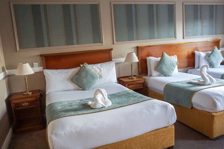 Room 18 of 41