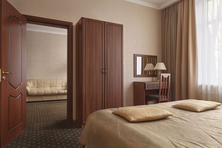 Room 19 of 47