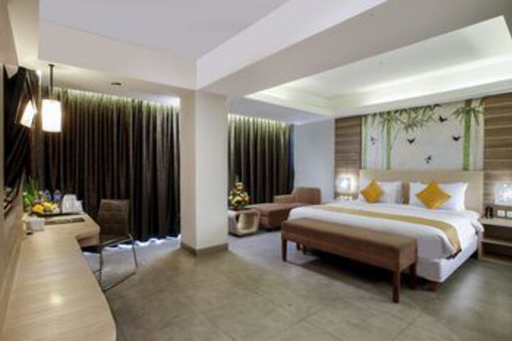 Arnava Ninety8 Hotel
